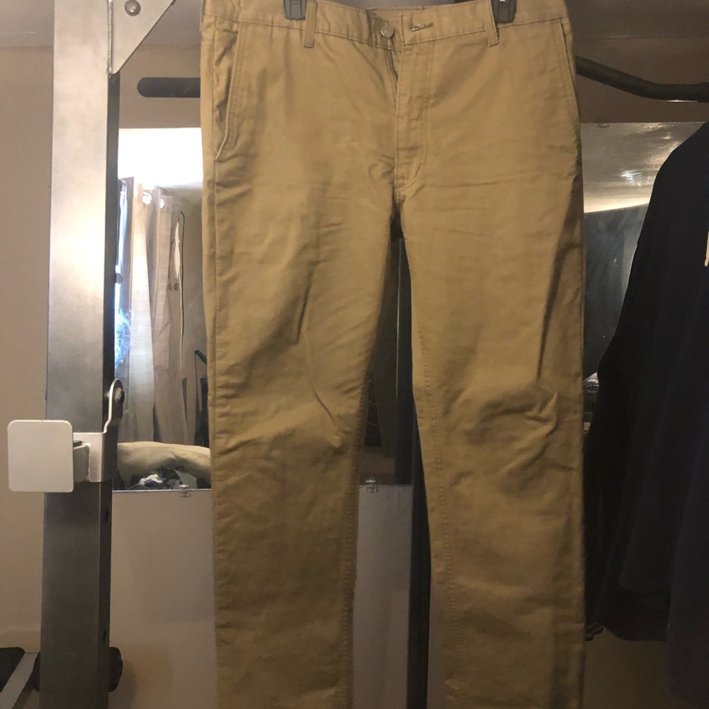 Levi’s khaki jeans